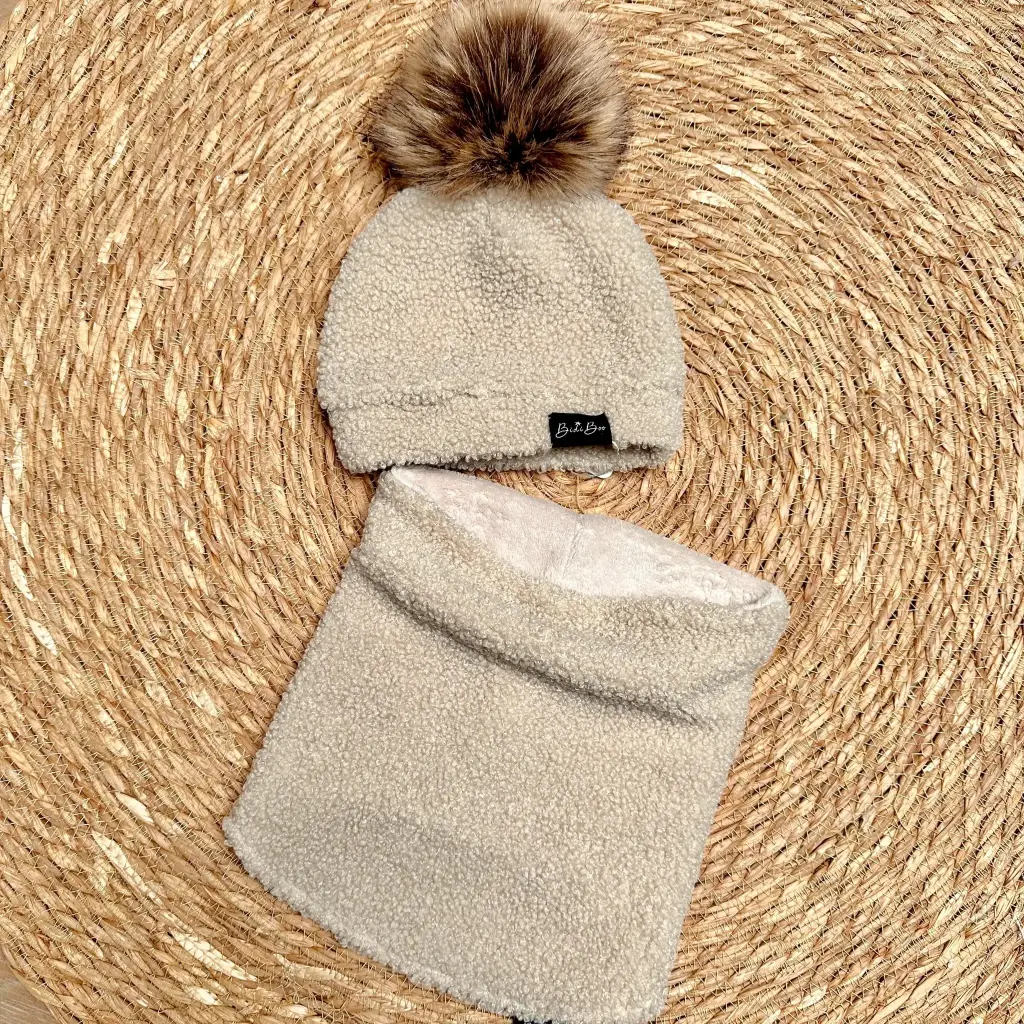 BONNET POMPON BOUCLETTE BEIGE 